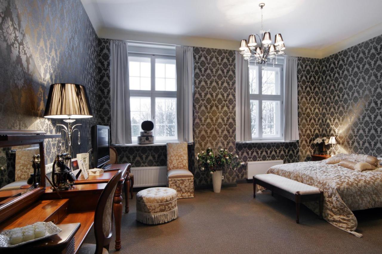 Готель Malpils Manor Номер фото
